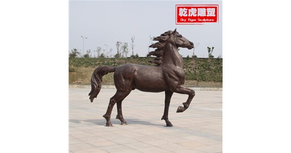 乾虎雕塑   生肖马雕塑
