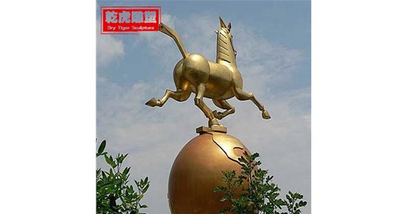 田园动物雕塑哪种便宜好看   铸铜马踏飞燕雕塑